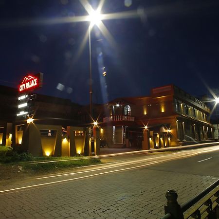 Hotel City Palace อูตี ภายนอก รูปภาพ