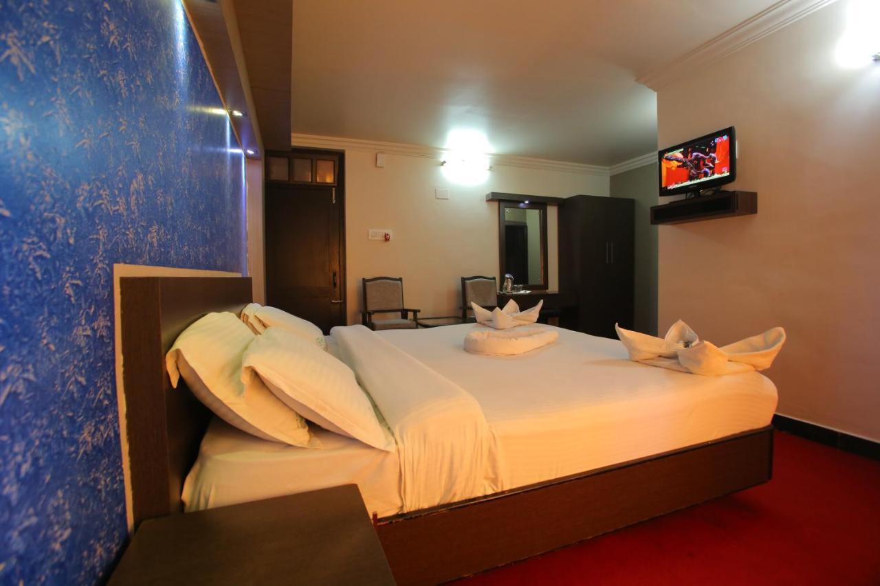 Hotel City Palace อูตี ภายนอก รูปภาพ
