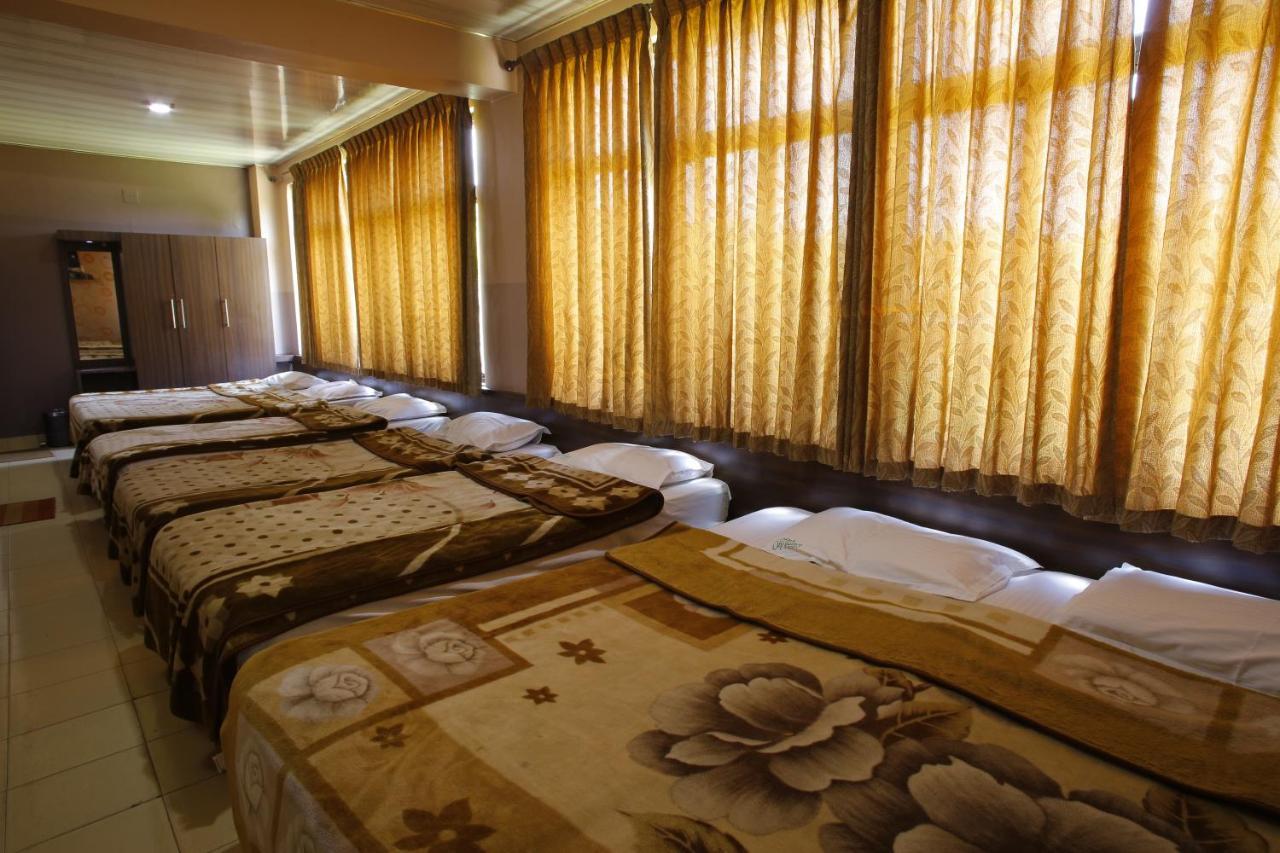 Hotel City Palace อูตี ภายนอก รูปภาพ