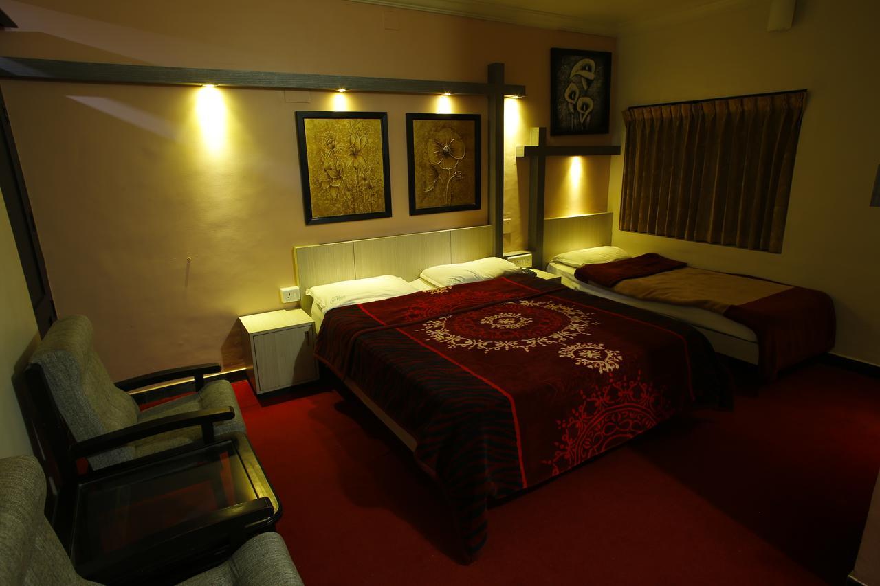 Hotel City Palace อูตี ภายนอก รูปภาพ